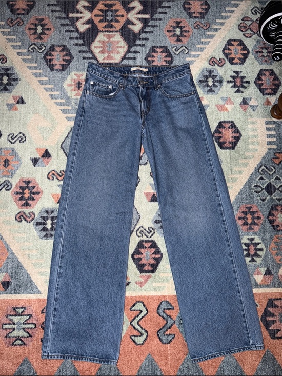 Levi's Denim - Levi’s Low Loose Jeans 27x32